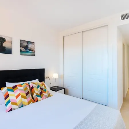 Rentandhomes Golf Elviria ماربيا